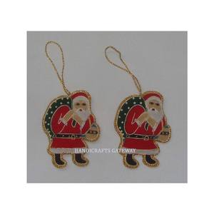 Ornements de Noël à suspendre pour décorations d'arbre, designs de haute qualité, broderie zari, multicolores, formes variées - Product Image 2