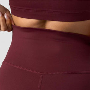 Nuevo diseño personalizado de ropa deportiva de invierno, leggings de yoga para mujer de material suave, material sostenible de última tendencia, leggings transpirables para mujer - Product Image 4