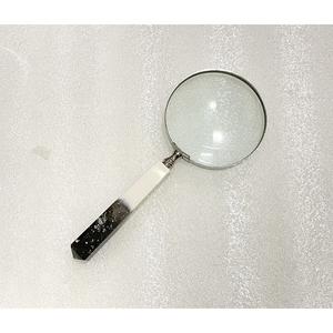 Loupe de lecture vintage indienne faite à la main avec cadre en acier et poignée en résine pour livres, romans et instruments optiques - Product Image 2