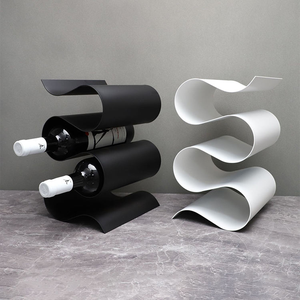 Porte-bouteilles d'angle moderne en métal pour bouteilles de vin et verres, écologique, fait main, prêt pour les fêtes, décoration intérieure - Product Image 6