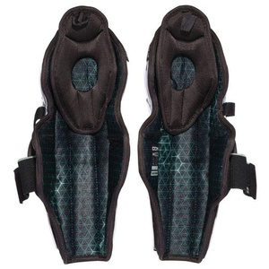 Protector de espinilla de primera calidad a precio mayorista RTS, unisex, con diseño de logotipo personalizado para entrenamiento y jugadores profesionales AI-SG-14 - Product Image 1