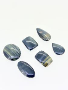 พลอยไทเกอร์อายธรรมชาติคุณภาพสูงเกรดพรีเมียม รูปทรงผสมสีดำ แบบหลวม ราคาขายส่งที่ดีที่สุด - Product Image 2