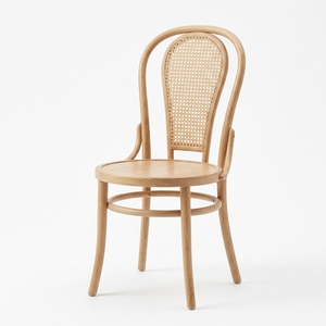 Fauteuil de salon classique en rotin tressé, structure en teck massif artisanale, fauteuil bistrot français avec dossier en cannage naturel - Product Image 1