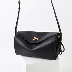 Genuine Leather Lady <b>Shoulder</b> Bag Soft Leather Handbag Trendy Fashion Designer Bag High Quality Single <b>Strap</b> Chains Waterproof. - Product Image 6