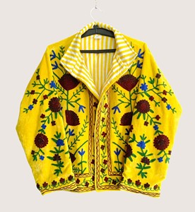Manteau ouvert brodé floral en velours jaune grande taille style bohème à manches longues et col rabattu pour femme - Product Image 1