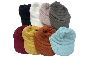 หมวกบีนนี่ปักลายหูแมวแฟชั่น unisex ถักโครเชต์ ทำมือ สวมใส่สบาย เหมาะสำหรับฤดูหนาว สตรีทแวร์ ท่องเที่ยว - Product Image 5