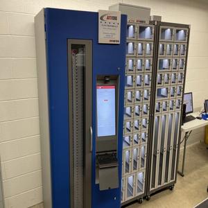 Distributeur automatique de nourriture, de snacks et de boissons, paiement par espèces, pièces, carte et application. - Product Image 6