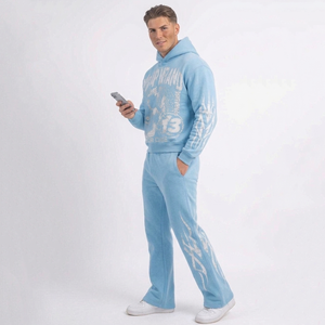 Conjunto de Sudadera con Capucha y Pantalones de Chándal Oversize de Algodón 100% con Cremallera, Estampado Personalizado, Lavado Ácido, Bordado y Pedrería - Product Image 6