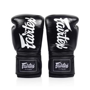 นวมชกมวย Fairtex หนังแท้ ปิดแบบตีนตุ๊กแก กันลื่น สำหรับทุกเพศ สีดำ อุปกรณ์ฝึกซ้อมสำหรับผู้ใหญ่ - Product Image 4