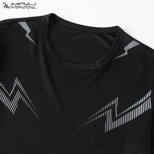 Conjunto Deportivo de Primera Calidad para Hombre, Ropa Deportiva Cómoda con Control de Humedad, Camiseta de Manga Corta y Pantalones Cortos para Gimnasio - Product Image 4