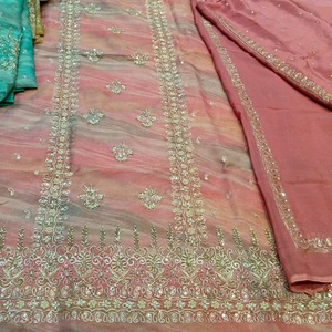 Ensemble de costume moderne en organza de soie non cousu, brodé à la main, pour mariage indien pakistanais, avec salwar long - Product Image 3