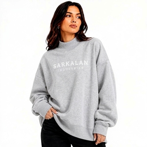 Sweat-shirt oversize à col montant pour femme, en molleton uni, avec appliqué multicouche et détails de patchs personnalisés, style décontracté et ample pour l'hiver - Product Image 1
