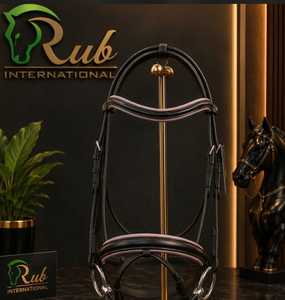 Ensemble de bridon en cuir Rub International Ride, noir avec garniture rose, design personnalisable pour la taille, équipement d'équitation et d'entraînement - Product Image 3