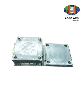 แม่พิมพ์ฉีดพลาสติกแบบหลายช่อง LONGNEW Custom OEM H13 เหล็กกล้า สำหรับเลนส์โคมไฟและชิ้นส่วนพลาสติกในครัวเรือน ไต้หวัน - Product Image 2