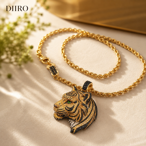 Colgante Cabeza de Tigre Chapado en Oro Amarillo de 14K con Moissanita, Amuleto de Lujo con Incrustaciones de Piedras, Collar de Animal Unisex para Uso Diario - Product Image 2