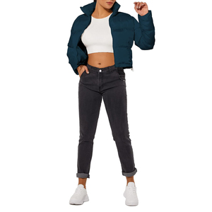 Dernière collection : Doudoune matelassée noire personnalisée pour femme, coupe courte, col montant, style bouffant, en duvet, idéale pour l'hiver - Product Image 1