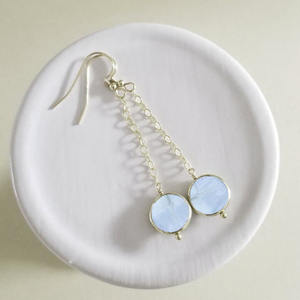 Boucles d'oreilles pendantes en opale bleue en forme de pièce de monnaie, pierre précieuse naturelle bleu clair, plaqué or rose, bijoux faits à la main pour femmes - Product Image 4