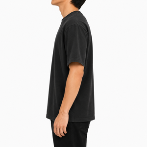 T-shirt noir oversize pour homme, anti-plis, col rond, manches courtes, en jersey de coton, personnalisable, style streetwear décontracté - Product Image 2