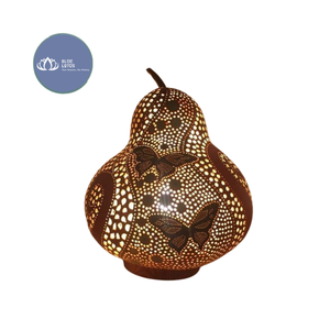 Produit phare : Récipient traditionnel en calebasse séchée – Artisanat d'art en gourde naturelle de haute qualité pour l'exportation - Product Image 1
