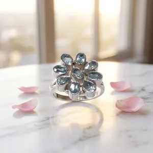 Anillo de Plata de Ley 925 con Topacio Azul Celestial, Hecho a Mano, con Forma de Flor, Gema Natural, Joyería Elegante para Mujeres y Niñas, Uso Diario - Product Image 2
