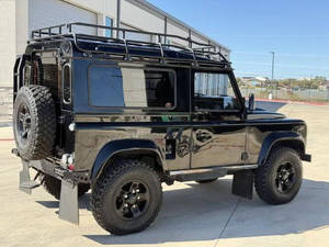 Listo para Enviar Hoy Mismo: Modelo Antiguo 1992 Land Rover Defender - Product Image 2