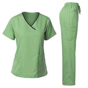 Ensembles d'uniformes médicaux pour femmes : Blouse de travail en jersey à col montant et manches courtes, pantalon jogger, et ensemble de blouses et pantalons de travail à manches courtes - Product Image 2
