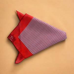 Pochette de costume Cherry Dot pour homme, élégante |   Mouchoir à motif pois |   Mariage d'affaires formel |   Idée cadeau accessoire de costume de fête - Product Image 2