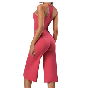 Conjunto de Yoga para Mujer, Top Halter Corto y Pantalones Culotte, Bra Deportivo Elástico y Compresivo, Ropa Deportiva Transpirable de Nailon/Spandex - Product Image 5