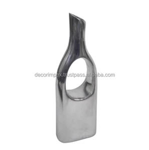 Jarrón Decorativo Dorado de Aluminio Hecho a Mano, Moderno, para Flores de Boda, con Diseño Texturizado/Acanalado, Ecológico, de Alta Calidad, para Mesa - Product Image 4