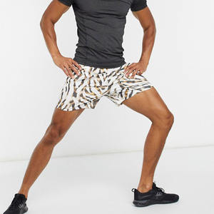 Diseño de ropa informal transpirable para exteriores, cómodo y personalizado para hombres, pantalones cortos de poliéster con logotipo personalizado. - Product Image 6