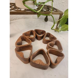 Anneaux de serviette en bois faits à la main pour la décoration de salle à manger moderne - Product Image 3