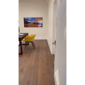 Plancher en bois de chêne blanc d'ingénierie, épaisseur 3/8 po, largeur 6 po, naturel, lisse, rainuré et langueté - Product Image 5