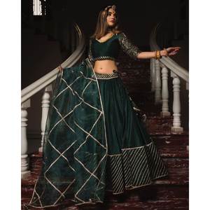 ชุดปาร์ตี้2XL สวม lehenga choli ที่สวยงามต้อง patti ทำงาน - Product Image 1