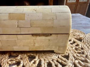 Handmade Decorative Jewellery <b>Box</b> <b>Women</b> Jewellery Storage Bone Inlay Finishing Wooden <b>Box</b> Square Shape Bone Inlay Jewellery <b>Box</b> - Product Image 2