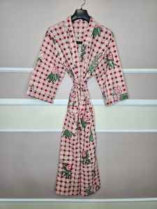 Kimono de Terciopelo de Algodón Suave de Lujo para Mujer, Kimono de Terciopelo con Estampado de Flores de la Selva, Cuello en V, Largo Completo, Lavable a Máquina, para Invierno - Product Image 2