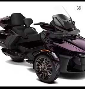 Produit neuf, moto à trois roues noire avec pare-brise et deux sièges, modèle HAC # 410 - Product Image 1