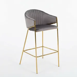 Tabouret de bar moderne en velours gris avec structure en métal doré, chaise rembourrée pour comptoir, durable, pour îlot de cuisine, café, restaurant - Product Image 3