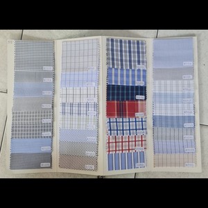 Une magnifique collection de motifs de chemises pour hommes sur tissu tissé en polyester et coton, largeur 44 pouces, prête pour une expédition immédiate. - Product Image 6