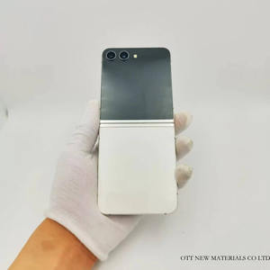 โทรศัพท์มือถือ Z 5 รุ่นฝาพับ ระบบแอนดรอยด์ หน้าจอ 6.7 นิ้ว Super Retina XDR แรม 8GB ความจุ 256GB รับประกัน 12 เดือน สภาพ 90% - Product Image 2