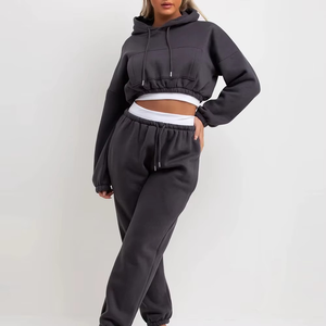 Ensemble de survêtement 2 pièces pour femme, coupe ajustée, 100% coton, avec pantalon de jogging et sweat à capuche court, logo personnalisé, hiver - Product Image 5