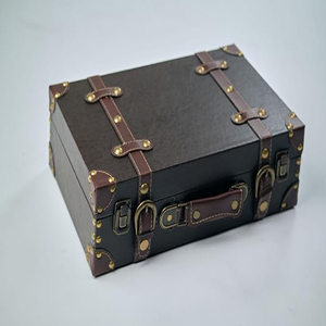 Baúl de Almacenamiento de Cuero Vintage con Núcleo de Madera, Decorativo, con Revestimiento de Cuero y Esquinas Remachadas, Caja Baúl Vintage para Regalo y Exhibición - Product Image 5