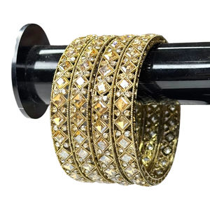 Bracelets tendance vintage ethniques en acier inoxydable plaqué or 24 carats avec perles d'imitation, pour mariages et fêtes, prix de gros premium - Product Image 1