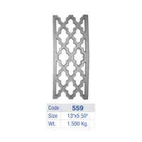 Panneau de balustrade de balcon en fer forgé à motif quadrillé marocain, Garde-corps d'escalier de villa de luxe, Grille de terrasse, Fourniture commerciale
