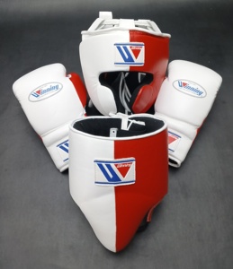 Set de Boxeo de Primera Calidad, Cuero Vacuno Genuino Resistente, Cierre de Gancho y Bucle Ajustable en los Dedos, Opción de Logotipo Personalizado - Product Image 1