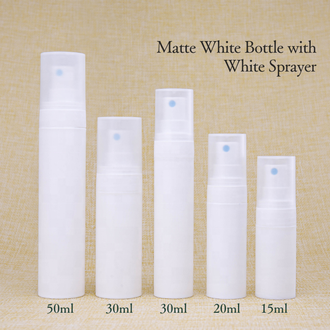 ขวดสีขาวด้าน พร้อมหัวฉีดสีขาว