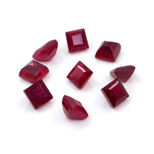 Rubis naturel de Bangkok calibré, carrés de 4 mm, rubis naturel taillé en facettes, pierres précieuses pour la fabrication de bijoux, prêt à l'emploi - Product Image 1