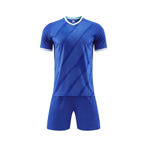 Ensemble d'uniformes de football pour hommes, respirant, anti-transpiration, séchage rapide, maillot et short pour l'entraînement au football, vêtements de sport en plein air - Product Image 4