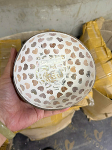 Bol en noix de coco incrusté de nacre, écologique, de haute qualité, très tendance, pour la décoration intérieure – Meilleures ventes - Product Image 6