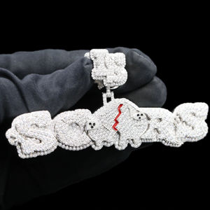 Colgante Personalizado de Lujo con Circonitas Cúbicas Estilo Imperial - Product Image 1