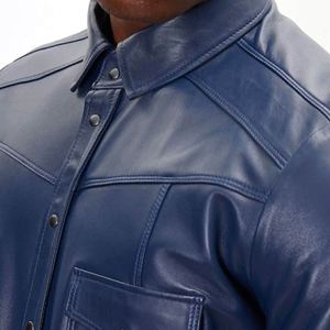 เสื้อเชิ้ตหนังพรีเมียมสำหรับผู้ชาย ทรงบ็อกซี่ ปิดกระดุม สวมใส่สบายๆ สำหรับฤดูหนาว ดีไซน์ทันสมัย เหมาะสำหรับกิจกรรมกลางแจ้ง รับผลิตตามแบบ OEM - Product Image 6